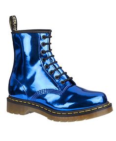 I so grew up in the 90's. Royal Blue Boots, Metallic Ankle Boots, Tokyo Street Fashion, Martens Boots, Dr Martens Boots