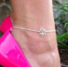 Lotus Anklet, Everyday Ankle Bracelet, July Birth Flower, Waterlily Charm, Bridesmaid Gift, 925 Sterling Silver, Adjustable, Waterproof - Etsy Canada Infinity Anklet, Foot Chain, Lotus Jewelry, Gold Anklet, Infinity Heart, Bracelet Women, Yoga Jewelry