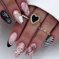 Different Nail Designs, Sweater Patterns, Nagel Tips, Manicure Tips, New Nail Art, Nail Length, Xmas Nails, Stick On Nails, Christmas Nail Designs