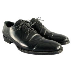 JOHN VARVATOS shoes in a black patent leather fabric featuring a derby style, and lace-up closure. Handmade in Italy.Very Good Pre-Owned Condition. Moderate creases, as is. Marked: F 3832V1 Y1410 01 11Outsole:12.25 inches x 4 inches Sui Generis Reference: 131228 Category: Lace Up Shoes More Details Brand: JOHN VARVATOS Gender: Male Size: 11 Color: Black Type of Leather: Patent Leather Condition: AS IS Made in: Italy Age Group: Adult Office Patent Leather Low-top Lace-up Shoes, Black Patent Leather Lace-up Shoes For Formal Occasions, Designer Patent Leather Plain Toe Oxfords, Designer Plain Toe Patent Leather Oxfords, Classic Black Oxfords With Laces, Formal Patent Leather Lace-up Shoes With Plain Toe, Low-top Patent Leather Lace-up Shoes For Business, Black Patent Leather Oxfords For Derby, Designer Patent Leather Oxfords For Derby