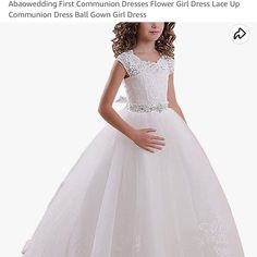 Brand New Never Worn Communion Dress. Cute Fitted Dress For First Communion, Cute White Pageant Dress, Baptism Dresses, Confirmation Dresses, Flower Embroidered Dress, Pink Velvet Dress, Pink Tulle Dress, Girls Smocked Dresses, Tulle Party Dress