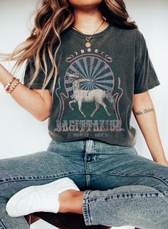 🍄 Retro, Vintage look Sagittarius Zodiac Shirt 🍄 Zodiac Sagittarius T Shirt for women or men 🍄 Perfect for yourself or gift for her or gift for him 🍄 Unisex Crew Neck, high quality, super soft shirt 🍄 Comfort Colors brand, 100% garment-dyed ring spun cotton, relaxed fit 🍄 Make sure to size up for a more oversized tee look or size up 2 sizes for a t-shirt dress look 🍄 Please refer to the sizing chart in the photos to find the size that fits you best  Thank you for visiting and please reach Festive Activities, Retro Cassette, Comfort Colors Tshirt, Holiday Theme, Aesthetic Shirts, Mama Shirts, Comfort Colors Tee, Funny Valentine, Nursing Shirts