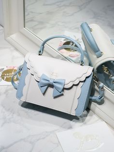 Kawaii Bags, Bow Bag, Girly Bags, Cute Handbags, Style Japonais, Leather Bow, Fancy Bags, Pretty Bags, Cute Bow