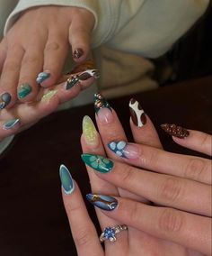 Nails Hippie, Hottest Summer Nails, Euphoria Nails, Hippie Nails, Nails Trends, Cute Nail Art Designs, Pretty Nail Art Designs, Pretty Gel Nails, Really Cute Nails