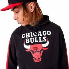 Keep fit and discover the sector's latest new releases to perform sports with the best guarantees! Purchase Unisex Hoodie New Era NBA Colour Block Chicago Bulls Black at the best price and enjoy a healthy life!Type: SweatshirtMaterial: 80 % cotton20 % PolyesterColour: BlackGender: MenRecommended age: Adults

SKU: S64117078 Logo Chicago Bulls, Shadow Logo, Pullover Mode, Nba Chicago Bulls, Trim Styles, Keep Fit, Tee Outfit, Colour Block, Chicago Bulls