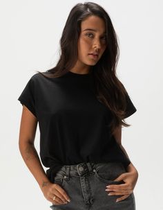 Jjxx Astrid Boxy Tee. Solid Tee. Ribbed Crewneck. Short Sleeve. Boxy And Oversized Fit. 100% Cotton. Machine Wash. Imported. Model Is Wearing A Size Small. Model Measurements:height: 5'7" Bust: 34"waist: 25"hips: 34.5" Basic Boxy Fit Cropped Cotton T-shirt, Spring Boxy Fit Cropped T-shirt With Short Sleeves, Black Boxy Cropped T-shirt With Crew Neck, Black Boxy Cropped Cotton T-shirt, Overalls Boys, Chino Pants Women, Washed Black Boxy Cotton T-shirt, Wwe T Shirts, Flannel Sweatshirt