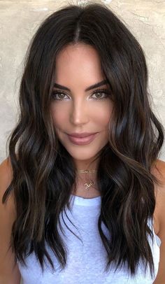 Haircuts Medium, Kadeřnické Trendy, Fesyen Rambut, Long Dark Hair, Hairstyles For Medium Hair