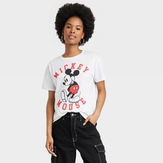 Teenager Style, Cute Mickey Mouse, Mickey Mouse Shirt, Mickey Mouse Shorts, Classic Mickey Mouse, Disney Food Blog, Retro Shorts, Disney Ladies, Disney Tops