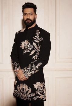 Mens Wedding Wear Indian, Indo Western Outfits For Men, Traditional Indian Mens Clothing, Attitude Boy, Mens Indian Wear, Wedding Kurta For Men, Groom Dress Men, Haldi Outfits, Indian Groom Wear