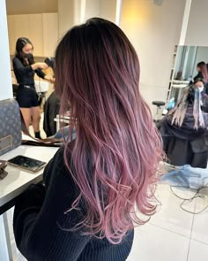 Green Underdye Hair, Pink Underdye Hair, Underdye Hair, Peekaboo Hair Colors, Hair Locs, Peekaboo Hair, Cute Hair Colors, Hair Color Streaks, Brown Hair Balayage