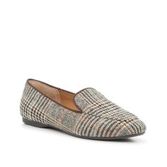 Kelly & Katie-Posh Loafer Achieve a simple and sophisticated style with the Posh Loafer from Kelly & Katie. This tailored pair will add a professional pop to any look thanks to the classic moc toe and cutaway lip. Complete with an eye-catching pattern on the upper that diversifies your look and a comfortable cushioned footbed for all-day support. Beige Slip-on Flats For Fall, Classic Beige Slip-ons For Fall, Beige Flats For Workwear In Fall, Business Casual Flat Slip-ons For Fall, Fall Workwear Slip-ons, Classic Brown Slip-ons For Fall, Flat Heel Slip-ons For Fall Workwear, Classic Flat Loafers For Fall, Business Casual Fall Slip-ons Flat Shoes