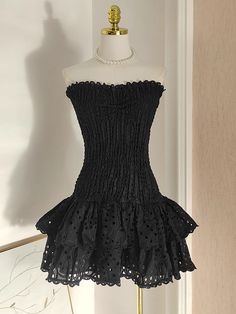 Item Details ： Product Number :SD123 Fabric: Sheath Silhouette：Lace Sleeves :Sleeveless Back Style: Zipper Size: S,M,L（It is elastic） S：Length:66cm Bust :80-84cm Waist 66-68cm M :Length:67cm Bust :86-88cm Waist 70 cm L :Length:69cm Bust :90cm Waist 72 cm Casual Summer Corset Dress For Night Out, Black Casual Corset Dress For Spring, Black Sleeveless Flirty Corset Dress, Black Flirty Corset Dress For Summer, Casual Fitted Sleeveless Corset Dress, Sleeveless Ruched Stretch Corset Dress, Sleeveless Stretch Corset Dress For Spring, Casual Sleeveless Corset Dress For Night Out, Spring Stretch Sleeveless Corset Dress