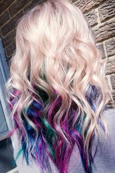 Peekaboo Hair Ideas, Peak A Boo Hair, Long Wavy Blonde Hair, Wavy Blonde Hair, Funky Hair Colors, Mermaid Hair Color, Blonde Wavy Hair