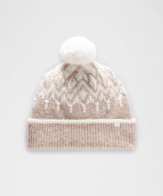 Our Take On A Knitwear Classic. This Fair Isle Beanie Features Super-Soft Alpaca Yarn, A Cozy Fleece Lining, And A Cute Pom-Pom To Remind You To Smile, Even When Its Cold. Designed For Casual. Fair Isle Hat Pattern, Aesthetics Clothing, Fair Isle Beanie, Mountain Top Elopement, Lululemon Gifts, College Wishlist, Fair Isle Hat, Technical Clothing, Leggings Hoodie