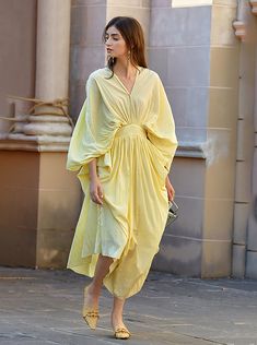 Midi Dress Wedding, Yellow Long Dress, Batwing Dress, Open Back Maxi Dress, Elegant Attire, Ruched Midi Dress, V Neck Midi Dress, Long Sleeve Short Dress, Feminine Dress