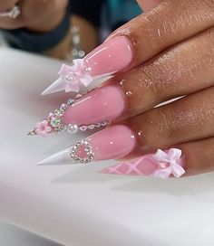 Honey Tattoos, Black Acrylic Nail Designs, Pink Ombre Nails, Hard Nails, Winter Nails Acrylic, Stylish Nails Designs, Nails Design With Rhinestones, Colored Acrylic Nails, Cute Acrylic Nail Designs