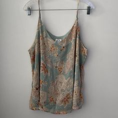 Francesca's Women Floral Shirt New With Tag, Never Worn. #Tds397p Casual Floral Print Camisole For Daywear, Green Floral Print Camisole Top, Floral Print Camisole Tops For Daywear, Wardrobe Goals, Denim Outfits, Printed Sleeveless Top, Green Print, Fit Inspo, Denim Outfit