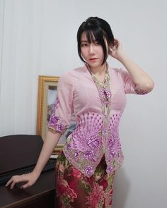 Batik Kebaya, Muslim Women Hijab, Muslim Fashion Outfits, Jena, Traditional Dress