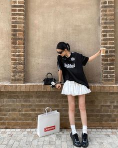 Bangkok Outfit, Normcore Outfits, Japan Outfit, Korean Casual Outfits, Football Outfits, Sporty Chic, Casual Style Outfits, Winter Fashion Outfits