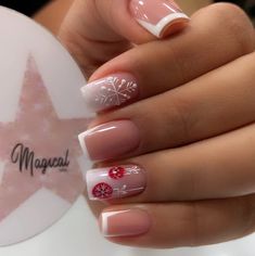 Atum Nails, 2023 Manicure, Simple Christmas Nails, Mani Ideas, Red And White Christmas, Cute Christmas Nails, Christmas Nails Easy, Christmas Gel Nails, Basic Nails