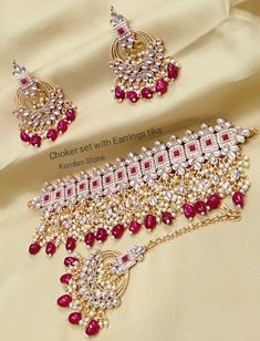 Red Choker Necklace, Tika Jewelry, Maang Tika, Red Choker, Kundan Choker, Kundan Necklace, Necklace Sets, Set Jewelry, Kundan Necklaces