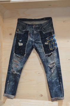 Estilo Hippy, Destroyed Denim, Love Jeans, Denim Patches, Heritage Fashion