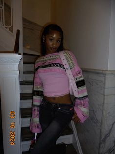 #digitalcam #ootd #prettyinpink #outfits Collard Shirt Under Sweater Outfit Black Women, Black And Pink Outfit Black Women, Y2k Nigeria, Y2k Black Women Outfits, Modest Y2k Fashion, Fashion Outfits Black Women, Colourful Fits, Early 2000s Fashion Outfits, Pink And Green Outfit