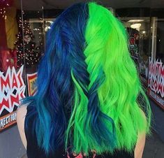 Half And Half Hair Color Vibrant, Green Split Dye, Half Hair Color, Half And Half Hair Color, Halloween Hair Dye, Fox Hair Dye, Exotic Hair Color, Arctic Fox Hair Dye