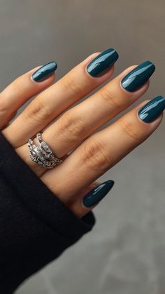 Discover the fall nail trends for 2024 with our latest blog post From short almond nails in 2022 to shorter almond nails in 2023 and the trending 2023 OPI almond nails Stay ahead of the game with the 2024 almond nails in the latest brown shades and square shapes Winter Short Nails 2024, 2025 Winter Nail Trends, Shorter Almond Nails, Opi Almond Nails, Winter Short Nails, Short Nails Almond, 2024 Color Trends, Nail Fashion Trends, Leaves Changing Color