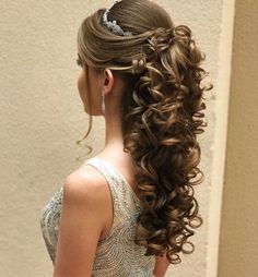 Quincera Hairstyles, Cute Simple Hairstyles, Homecoming Hairstyles For Medium Length