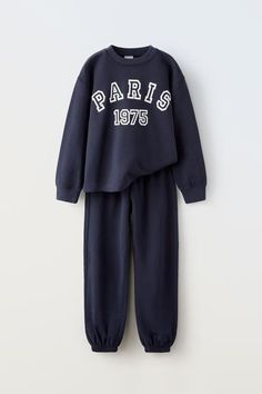 Sweatshirt for Girl | ZARA Ireland - Page 4 Matching Sweats, Slogan Sweatshirt, Cardigan Sweater Jacket, Round Neck Sweatshirts, Pants And Leggings, Tshirt Skirt, Zip Up Hoodies, Hoodie Girl