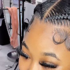 60 likes, 0 comments - _hairbyshya on July 29, 2023: "Feed ins x butterfly ends 💙 . 💗 category: Feed ins 💗September books are OPEN 💗Last ..." September Books, Instagram Feed, Link In Bio