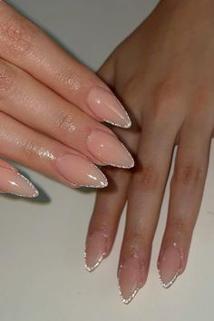 Non Traditional Bridal Nails, White Nails For Bride, Nails For Marriage, Subtle Wedding Nails, Nikkah Nails, Nails For Wedding Bridesmaid, Wedding Nails For Bride Almond Shape, Indian Bride Nails, Almond Nails Minimalist