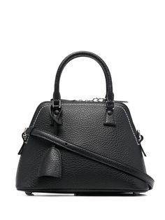 P4455T8013 MAISON MARGIELA 5AC CLASSIQUE MINI LEATHER HANDBAG Stitch Logo, Mini Tote Bag, Leather Cap, Black Leather Handbags, Black Leather Bags, Mini Handbags, Chic Accessories, Mini Tote, Thom Browne