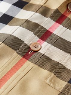 Few patterns are as timeless as Burberry's checks, which have been a signature of the house since the 1920's. Made in Italy, this shirt is cut for a boxy profile from silk-twill and has a classic camp collar. Burberry Polo Shirt Men, Burberry Menswear, Burberry Shirts For Men, Luxury Men's Button-up Camp Shirt, Burberry Inspierd Shirt, Common Projects, Twill Shirt, Silk Twill, Check Shirt