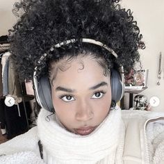 Nia Long Short Hair, Hair Like Wool, Wearing Headphones, Beautiful Natural Hair, Kawaii Hairstyles, Coily Hair, Dream Hair, Curly Girl