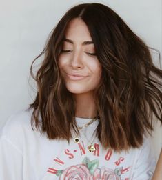 Medium Length Haircut With Dimension, Shoulder Length No Layers, Collarbone Length Brunette Hair, Medium Length Hair With Layers Dark Brown, Collarbone Length Hair Round Face, Midi Haircut Mid Length, Medium Brunette Haircut, Collarbone Length Hair Wavy, Scheana Shay Hair