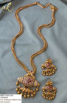 10 Gram Gold Necklace Design, Lockets Gold Indian, Neck Pieces Jewelry, Fancy Jewelry Necklace, Modern Gold Jewelry, Gold Mangalsutra Designs, Jewelry Set Design