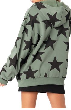 Here's the starry fleece sweatshirt that's ready to headline your weekend agenda. 50% polyester, 50% rayon Machine wash, tumble dry Imported Cut Hoodie, Star Graphic, Streetwear Hoodie, Hoodie Oversize, Swimwear Dress, Fall Clothes, Oversized Hoodie, Fleece Sweatshirt, Casual Streetwear