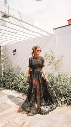 97d0145823aeb8ed80617be62e08bdccdesc40983584ri Edgy Wedding Dress Unique, Mode Coachella, Stile Boho Chic, Bohemian Maxi Dress, Boho Chic Outfits, Looks Black, Festival Looks, Bohemian Clothes, Lovely Dresses