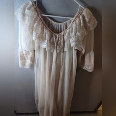 Vintage 60s Or 70 S Wedding Set. Chiffon No Flaws. Has Robe And Gown Included. Sleepwear Robe, Wedding Set, Vintage 60s, In Time, Women's Intimates, Color White, Chiffon, Women Shopping, White