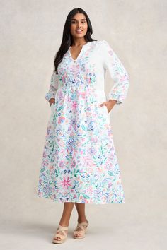 Border Print Midi Dress - Jeanne Border Print Print Midi Dress, Work Wear Women, Border Print, Beautiful Clothes, V Neckline, Printed Midi Dress, Australian Design, Stylish Shoes, Cardigan Jacket