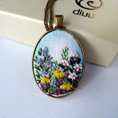 Embroidered pendant Embroidered Poppies, Retro Diy, Embroidered Pendant, Embroidered Necklace, Hand Embroidery Flowers, Floral Pendant, Silk Ribbon Embroidery, Retro Jewelry