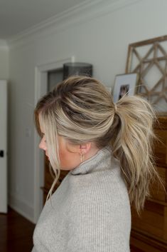 Hair Up Everyday, Perfect High Ponytail, Textured Ponytail, Ponytail Bump, Messy Ponytail Hairstyles, Fancy Ponytail, Kate Bryan, Acrylic Nails Natural, Autumn Nail Art