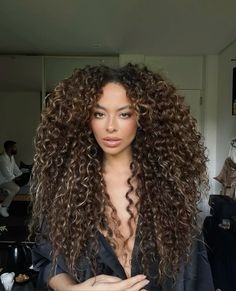 Long Hair Growth, Long Thick Curly Hair, 2024 Haircuts, Hair Long Curly, Wild Growth Hair Oil, Thick Long Hair, Curly Hair Long, Wild Growth, Long Curly Haircuts