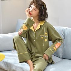 winter V-neck women's pajamas set new pure cotton long sleeve fashion sleepwearNo: osali604677119141
Fabric Name: knitted cotton
Main fabric components cotton
Content of main fabric components 100 (%)
Product category: household clothing
Style cardigan
Medium thickness
Applicable gender female
Function: comfortable, sleeping, warm, at home
Seamless or not? No
Knitting
Collar type suit collar
Sleeve length
Trousers
Error range: 1-2cm
Suitable for season spring, autumn and winter
Color military gr Knitting Collar, Couple Pajamas, Suit Collar, Mens Pajamas Set, Long Sleeve Fashion, Women's Pajamas, Winter Color, Sleeve Fashion, Womens Pyjama Sets