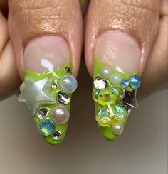 Junk Almond Nails, Almond Junk Nails, Maximalist Nail Art, Puffy Nails, Collage Nails, Nail Polish Art Designs, August Nails, Claw Nails