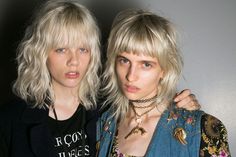 Shaggy haircuts at Alexander Wang Blonde Shag, Shortish Hair, 70s Hair, How To Cut Your Own Hair, Bleach Blonde