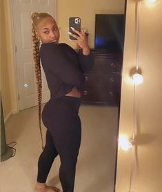 Blonde Braided Ponytail Black Women, Braided Ponytail Outfit, Cute Ponytail Styles, Leo Szn, Uk Drip, Ponytail Braid, Cute Ponytails