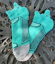 Our Activewear Alpaca Socks are 70% Baby Alpaca, 25% Nylon and 5% Spandex. Alpaca's natural moisture-wicking properties keep your feet comfy and dry as you hit the tennis court or go for a run. Beautiful colors and great fit. SIZING CHART Small/Medium Sock: Fits Women's Shoe Sizes 5-9, Men's Shoe Sizes 4-9 Large/X-Large Sock: Fits Women's Shoe Sizes 9 1/2-10 1/2, Men's Shoe Sizes 9-14 Fits Men's Shoe Sizes 12-14 These socks are made in Peru, where alpaca fiber is considered a national treasure. CARE Easy care - machine washable. SEE MORE See more Alpaca Socks here https://etsy.me/3budbrt See Alpaca Hats and Gloves here https://etsy.me/3OoTRun See Alpaca Scarves, Shawls, and Cowls here https://etsy.me/3A3emZ7 See more items in my Etsy shop here https://etsy.me/3Ox2iU2 ENJOY THE VIDEO Enjoy Alpaca Socks, Alpaca Scarf, Alpaca Fiber, Men's Shoe, National Treasure, Baby Alpaca, Casual Socks, Socks And Hosiery, Men Shoes Size